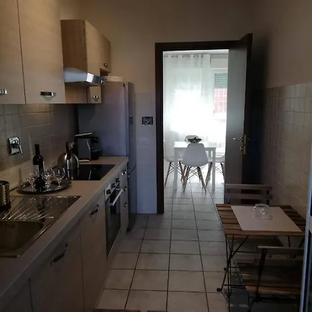 Parri 33 Fiera 4+1 Guest Parking On Demand