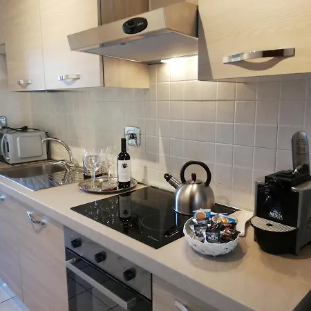 Parri 33 Fiera 4+1 Guest Parking On Demand *