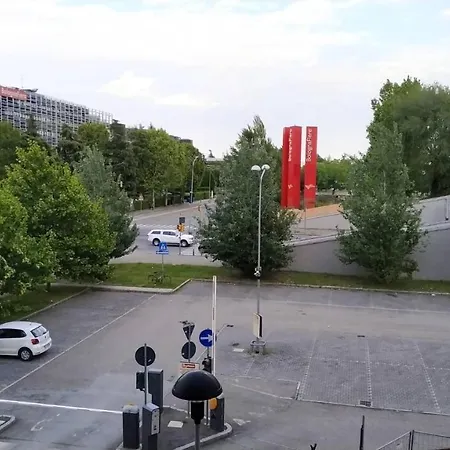 アパート Parri 33 Fiera 4+1 Guest Parking On Demand *