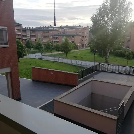 Parri 33 Fiera 4+1 Guest Parking On Demand アパート