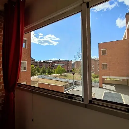 アパート Parri 33 Fiera 4+1 Guest Parking On Demand ボローニャ