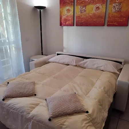 Parri 33 Fiera 4+1 Guest Parking On Demand Apartman *