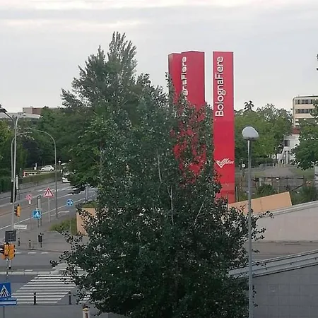 Parri 33 Fiera 4+1 Guest Parking On Demand * ボローニャ