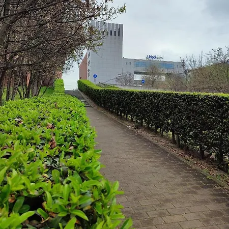 アパート Parri 33 Fiera 4+1 Guest Parking On Demand ボローニャ