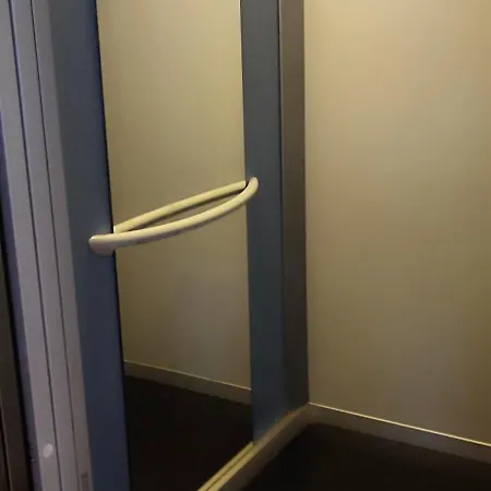 Parri 33 Fiera 4+1 Guest Parking On Demand