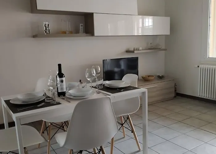 Parri 33 Fiera 4+1 Guest Parking On Demand Apartmán Boloňa