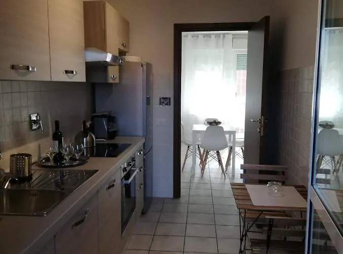 Parri 33 Fiera 4+1 Guest Parking On Demand Apartmán Boloňa