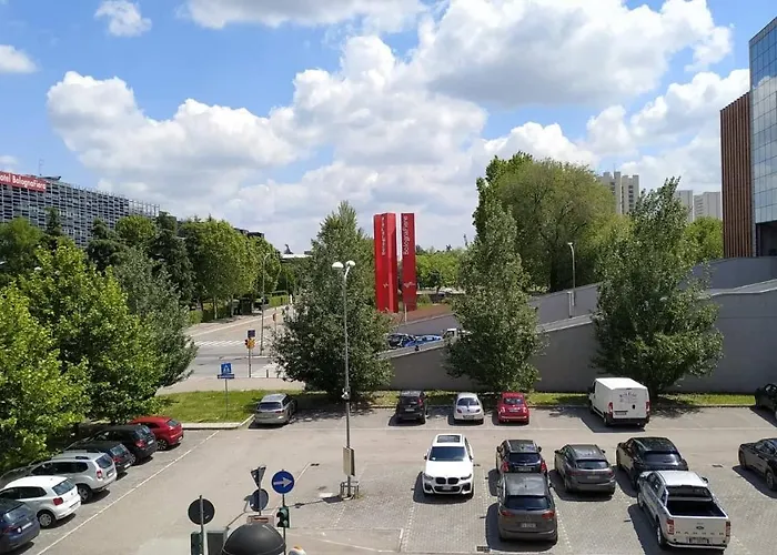 Parri 33 Fiera 4+1 Guest Parking On Demand Boloňa