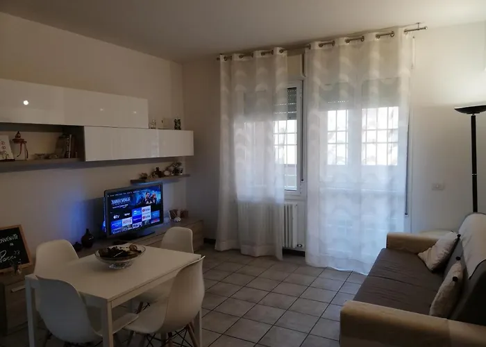 Parri 33 Fiera 4+1 Guest Parking On Demand * Boloňa