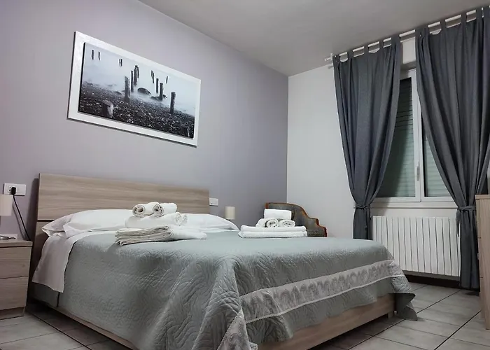 Parri 33 Fiera 4+1 Guest Parking On Demand