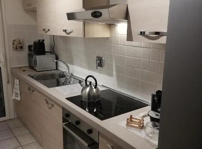 Parri 33 Fiera 4+1 Guest Parking On Demand Apartmán Boloňa