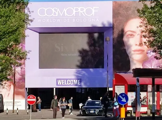 Parri 33 Fiera 4+1 Guest Parking On Demand