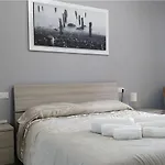 Apartment Parri 33 Fiera 4+1 Guest Parking On Demand Bologna
