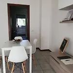 Parri 33 Fiera 4+1 Guest Parking On Demand Bologna