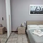 Parri 33 Fiera 4+1 Guest Parking On Demand * Bologna