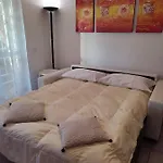 Parri 33 Fiera 4+1 Guest Parking On Demand Apartment *