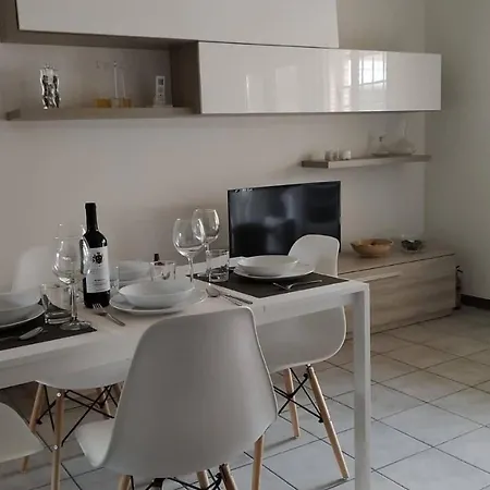 Parri 33 Fiera 4+1 Guest Parking On Demand Apartament Bolonia