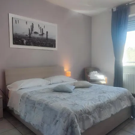 Parri 33 Fiera 4+1 Guest Parking On Demand Apartment *